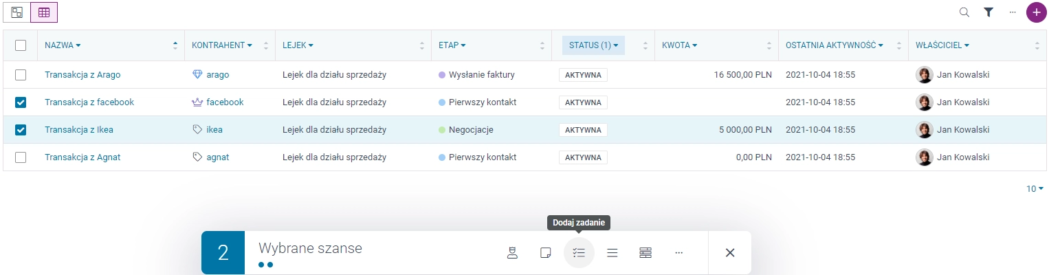 Zrzut ekranu przedstawiający grupowe dodawanie zadań dla szans sprzedaży.