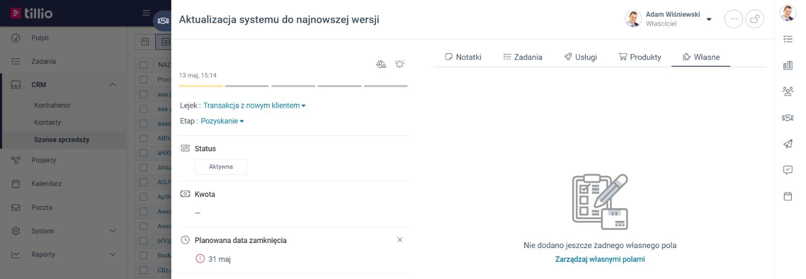Zrzut ekranu przedstawiający okno dodawania pola niestandardowego z poziomu edycji szansy sprzedaży.  